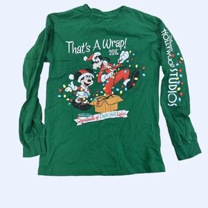 Disney shirt for women size M